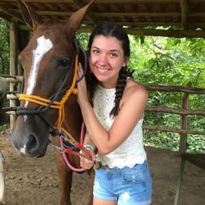 Meet your Posher, Becky